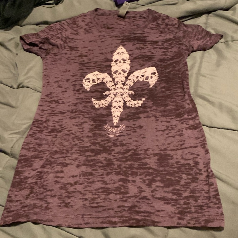 Rev Zombies Fleur-De-Lis Skull Shirt
